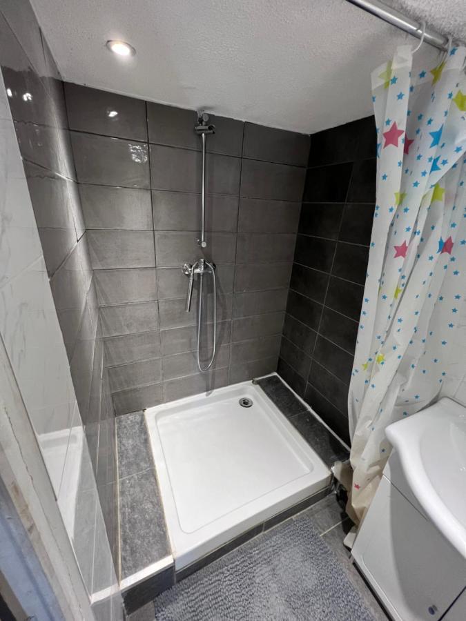Appartement Mezzanine à Montpellier Extérieur photo