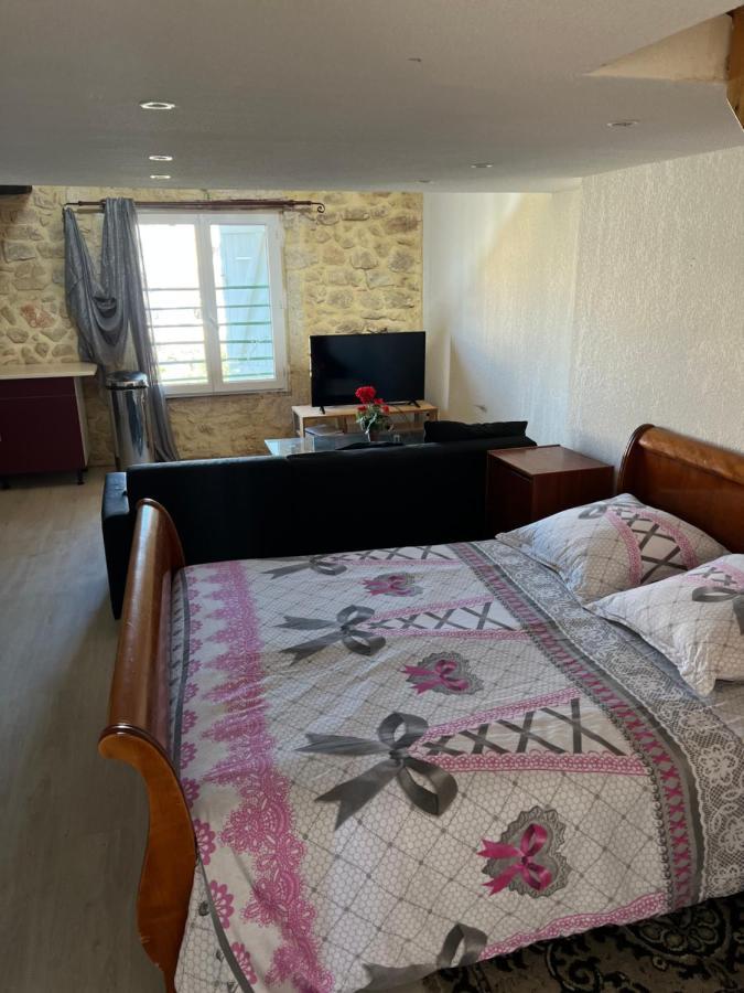 Appartement Mezzanine à Montpellier Extérieur photo
